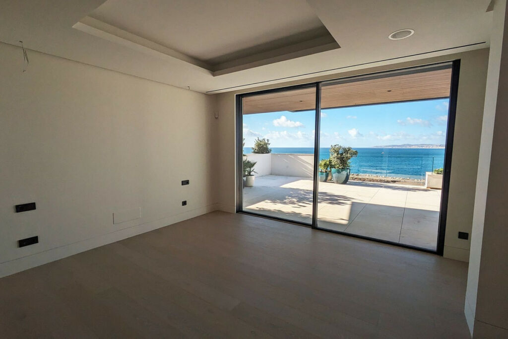Middle Floor Apartment Estepona Málaga - image 9