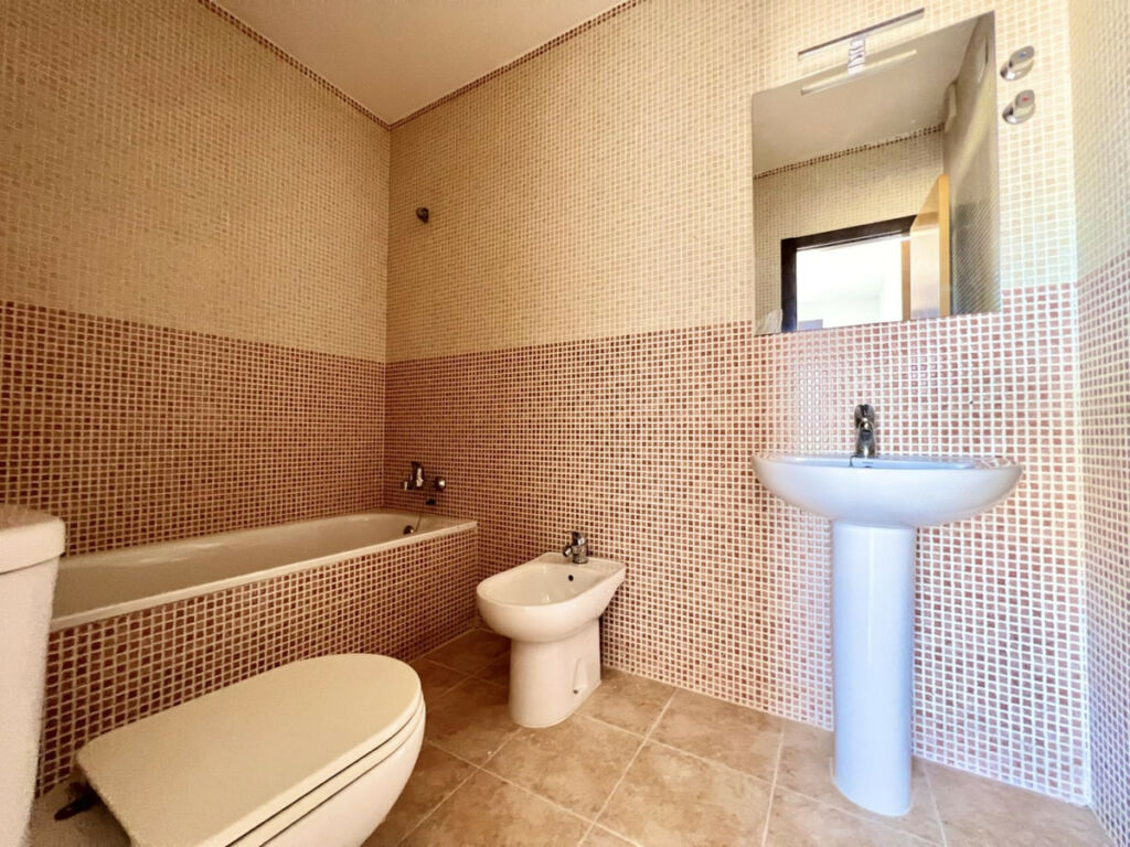 Middle Floor Apartment Aguilas Murcia - image 8