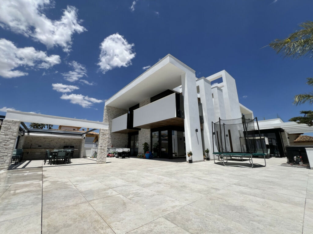 Detached Villa Orihuela Costa Alicante - image 10