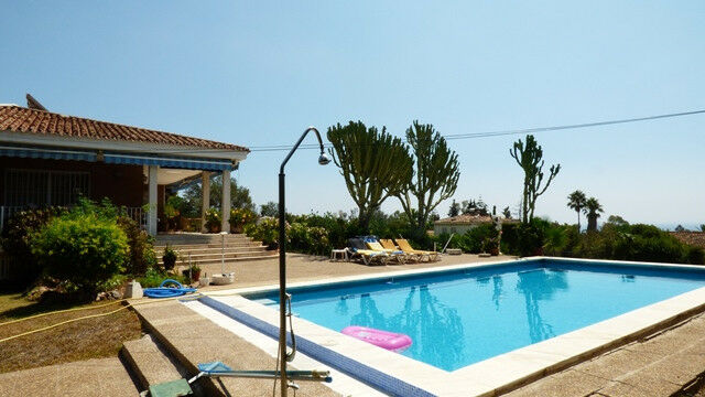 Detached Villa Marbella Málaga - image 10