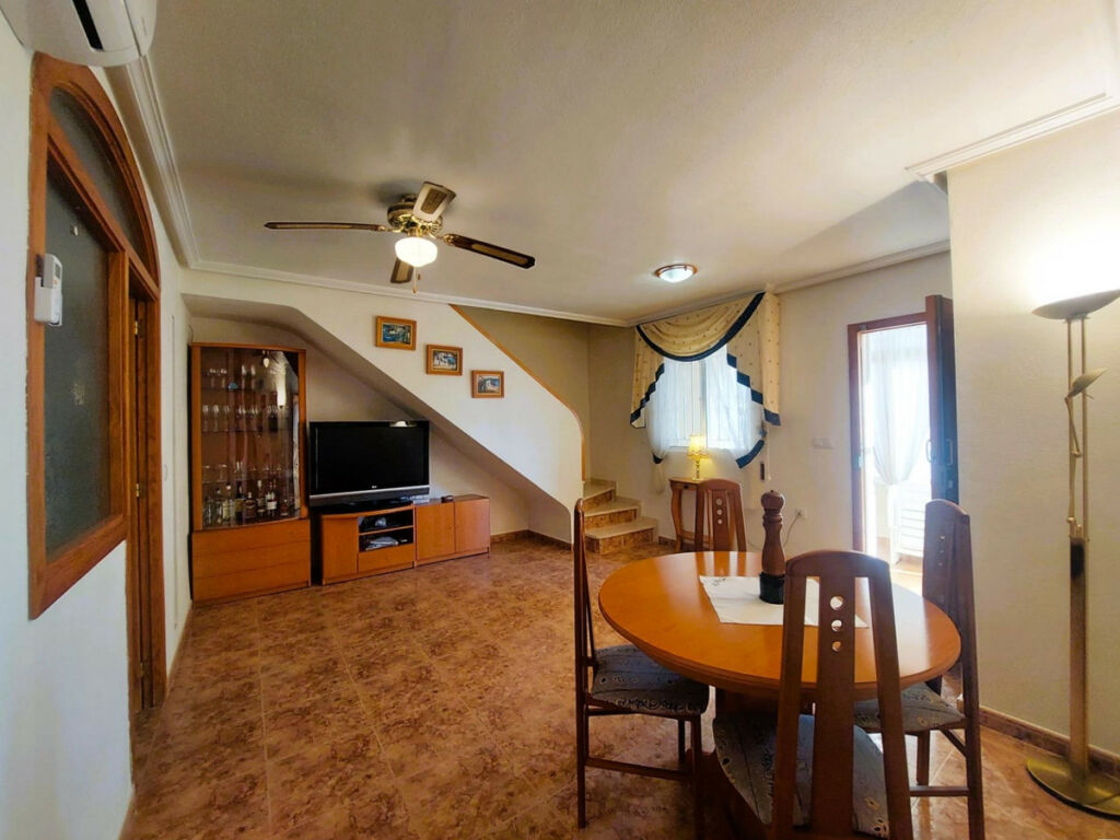 Townhouse Torrevieja Alicante - image 9