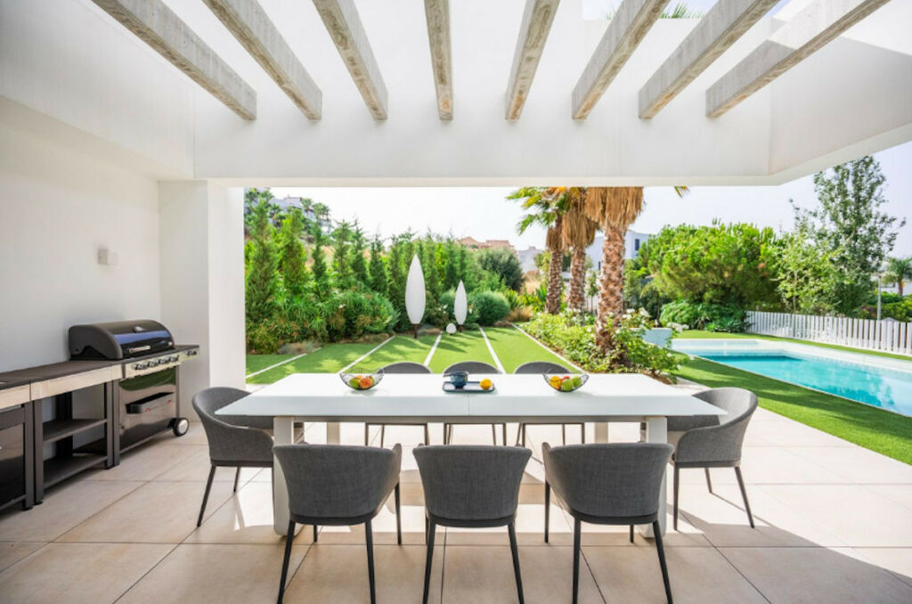 Detached Villa Benahavís Málaga - image 9