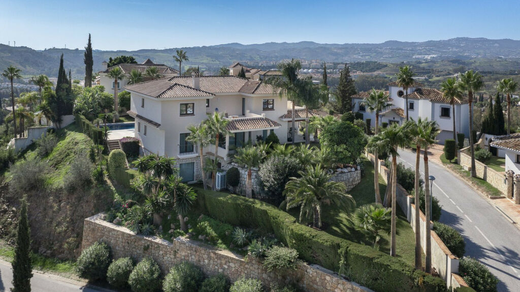 Detached Villa Mijas Golf Málaga - image 3