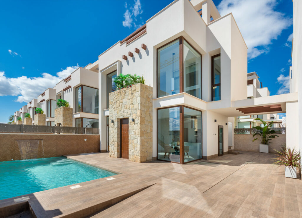 Detached Villa Los Montesinos Alicante