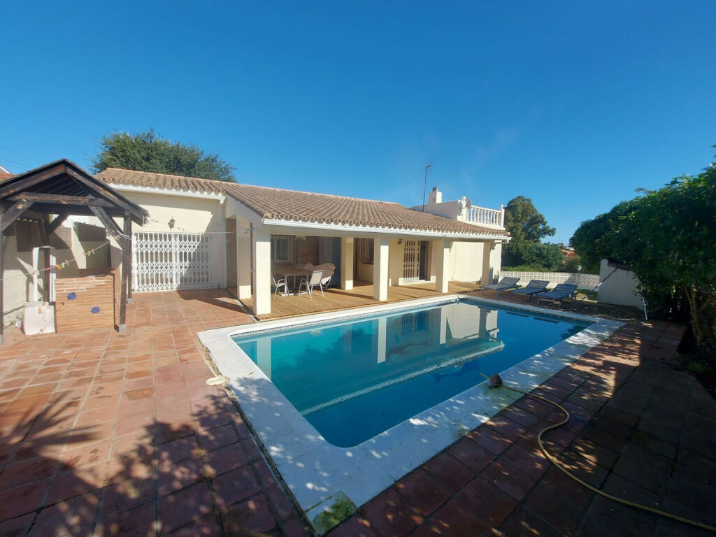 Detached Villa Manilva Málaga