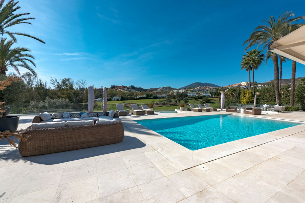 Detached Villa Nueva Andalucía Málaga