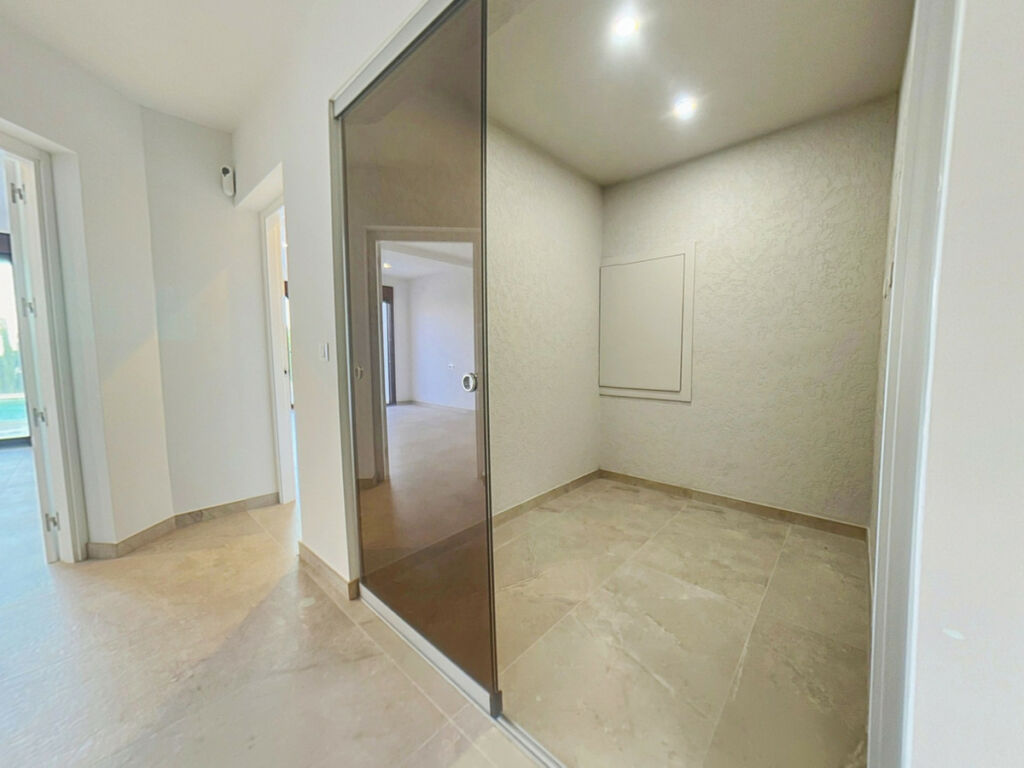 Detached Villa Denia Alicante - image 10