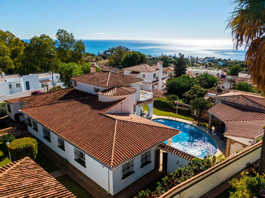 Detached Villa Benalmadena Málaga - image 10