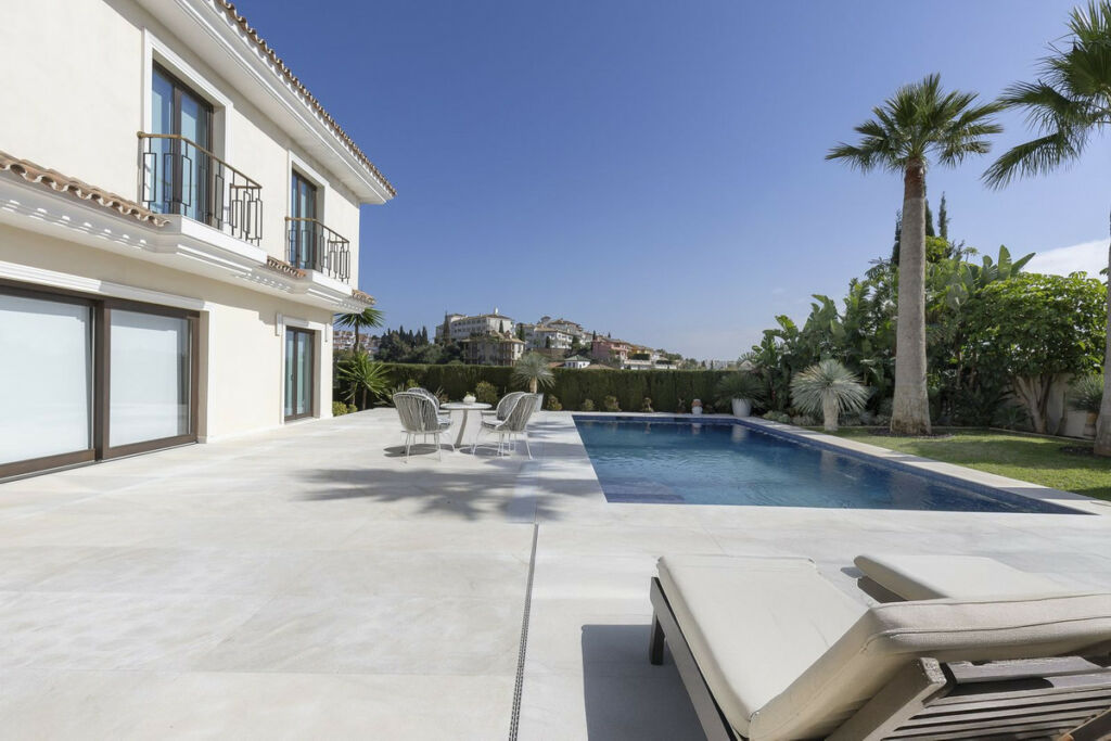Detached Villa Mijas Golf Málaga - image 11