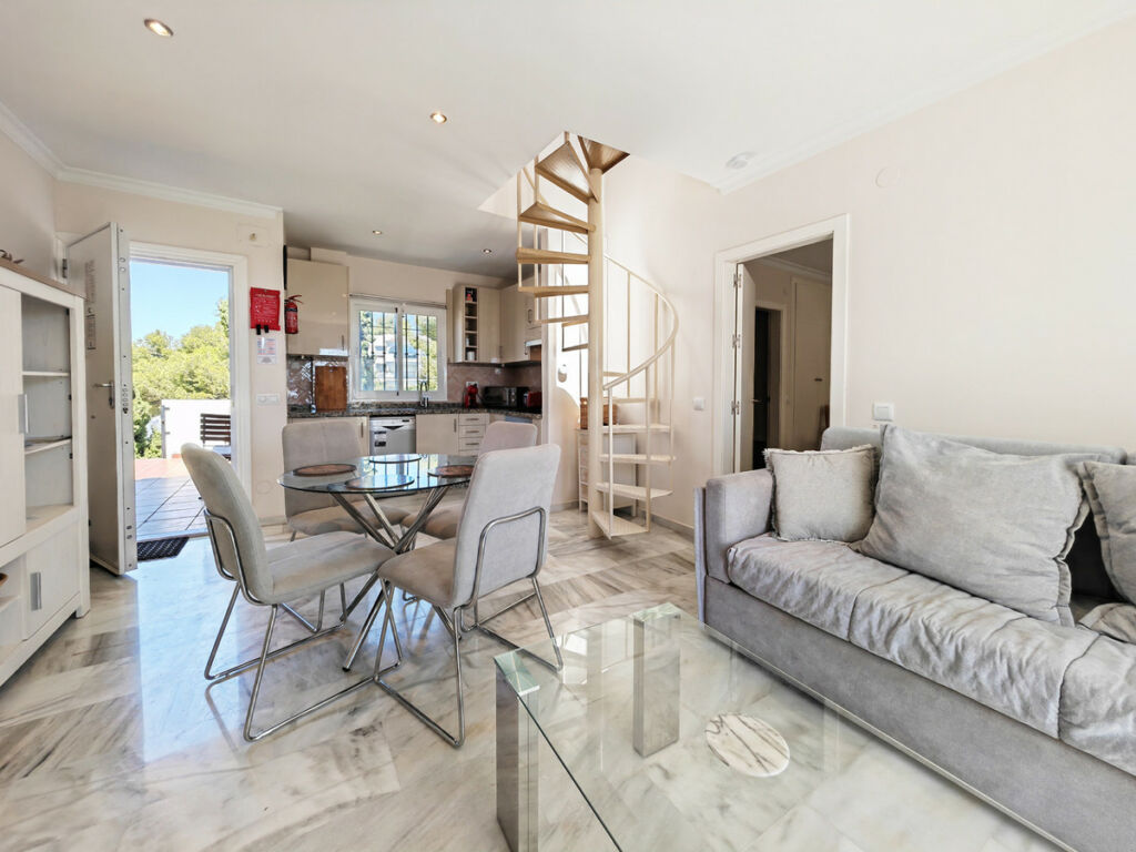 Penthouse Riviera del Sol Málaga - image 10