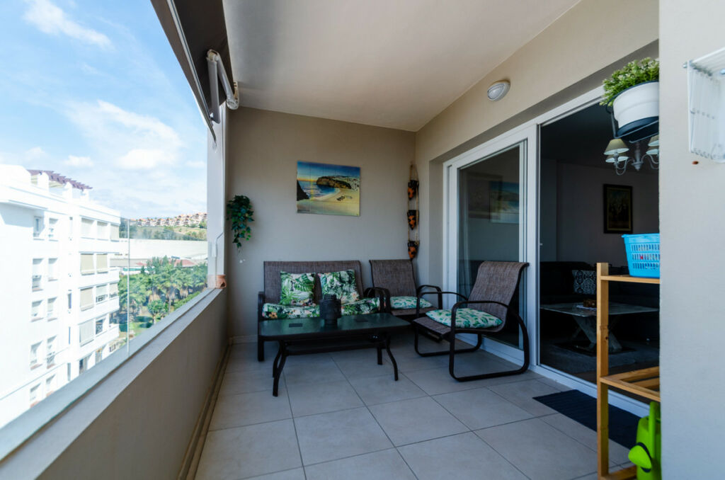 Middle Floor Apartment La Campana Málaga - image 10