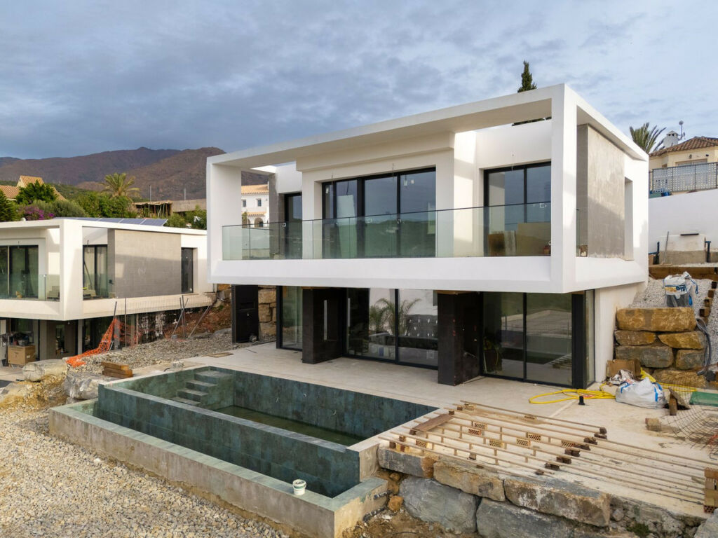 Detached Villa Valle Romano Málaga - image 10
