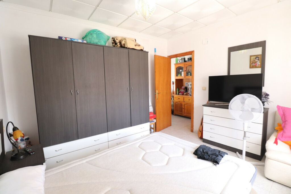 Townhouse Benijofar Alicante - image 10