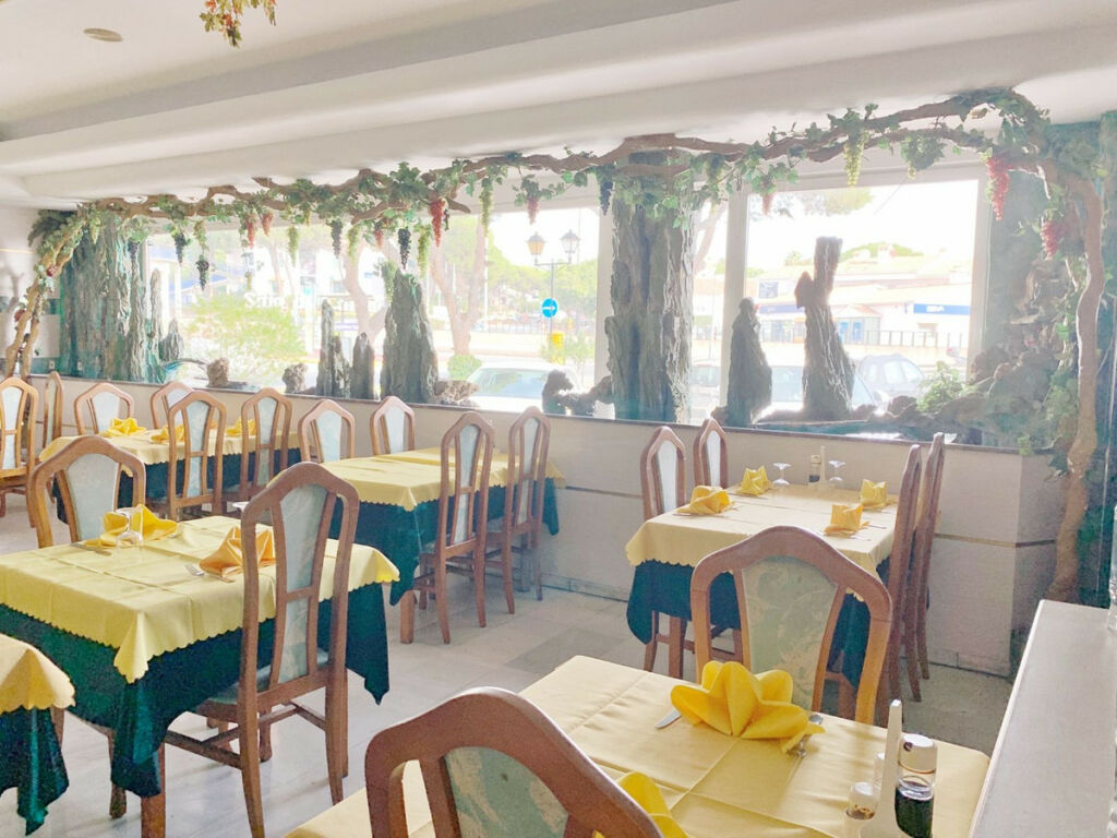 Restaurant Calahonda Málaga - image 10