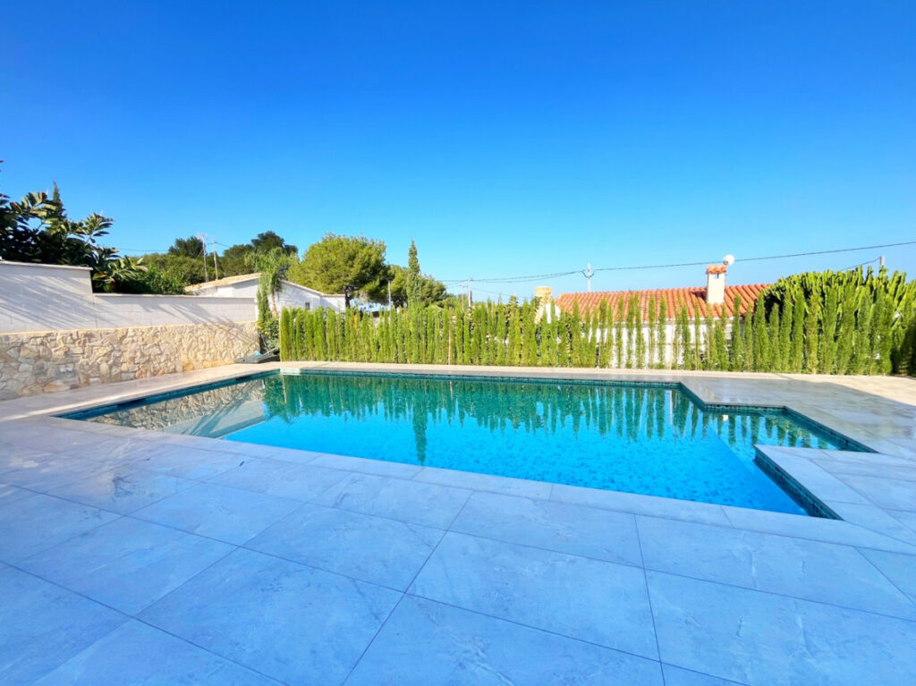 Detached Villa Denia Alicante - image 11