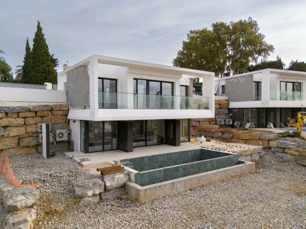 Detached Villa Valle Romano Málaga - image 11