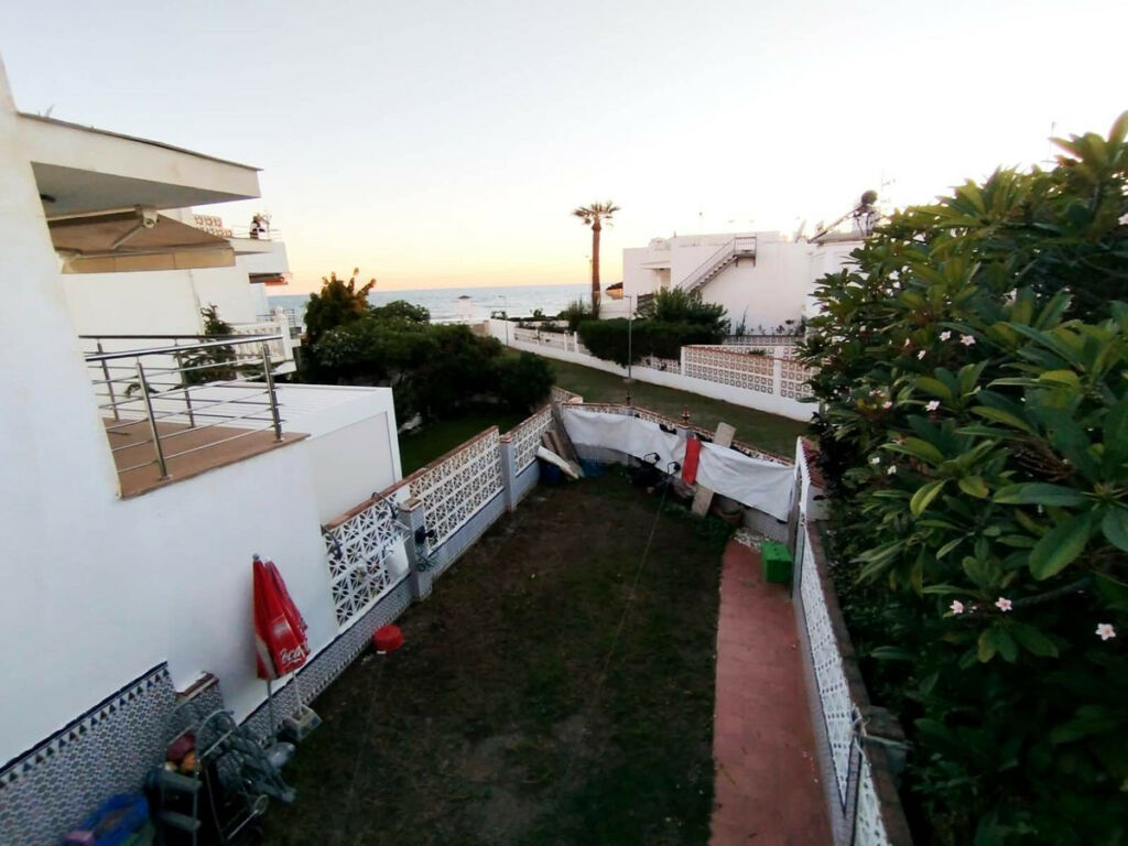 Townhouse Rincón de la Victoria Málaga - image 11