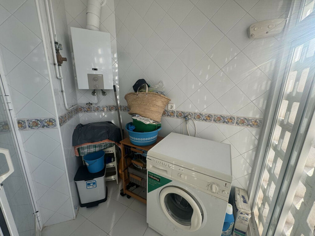 Middle Floor Apartment Las Chapas Málaga - image 11
