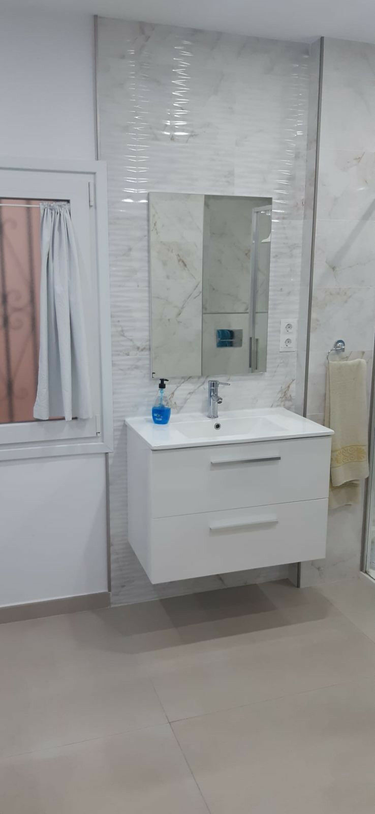 Middle Floor Apartment Estepona Málaga - image 11