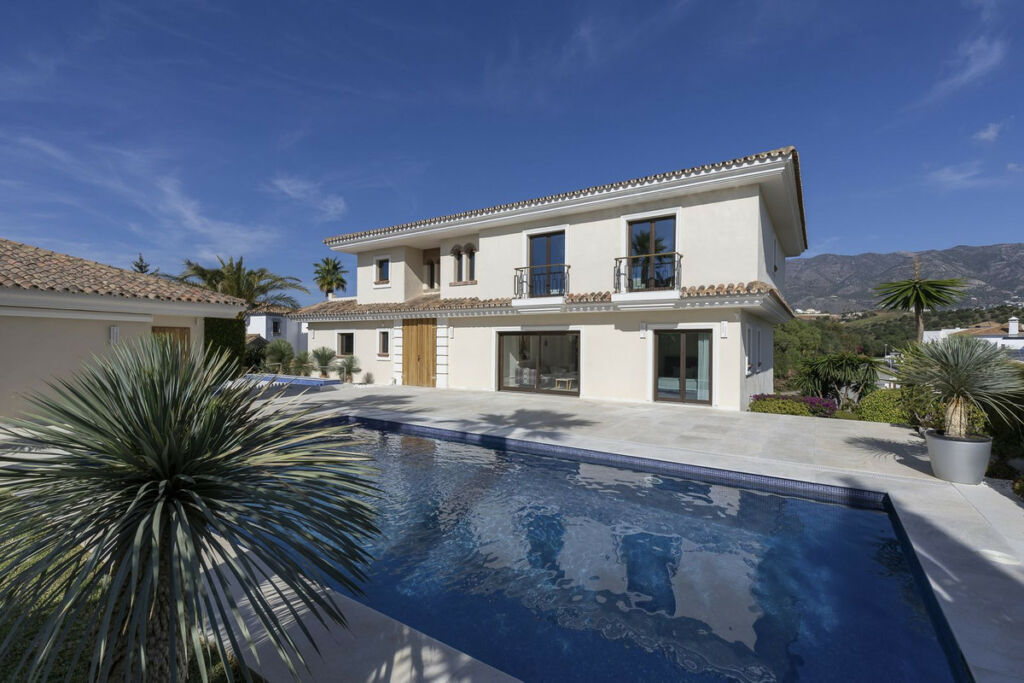 Detached Villa Mijas Golf Málaga - image 12