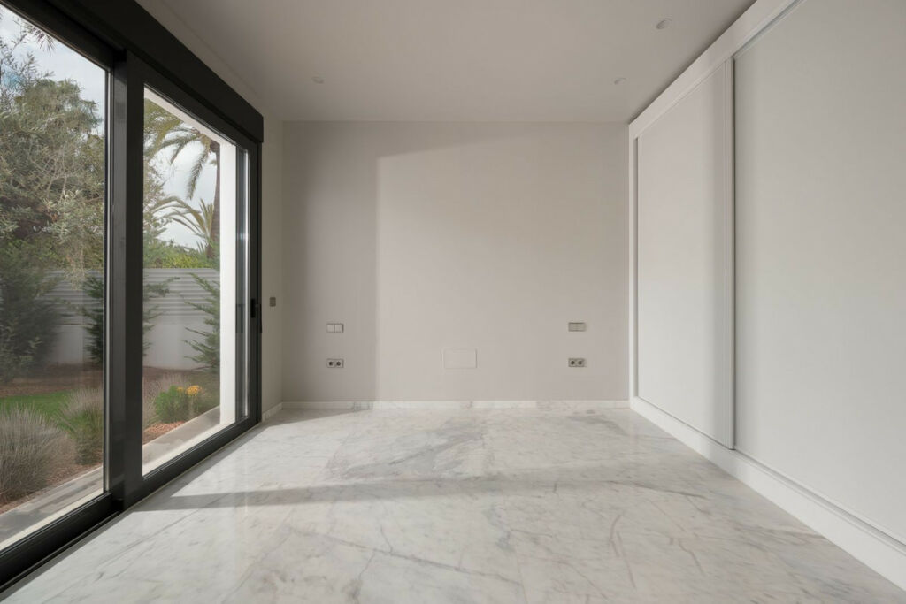Detached Villa Marbesa Málaga - image 11