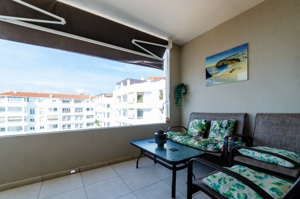 Middle Floor Apartment La Campana Málaga - image 11