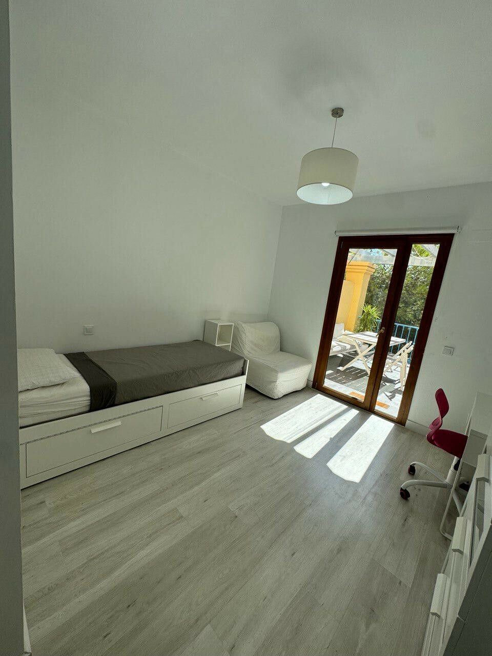 Duplex Nagüeles Málaga - image 11