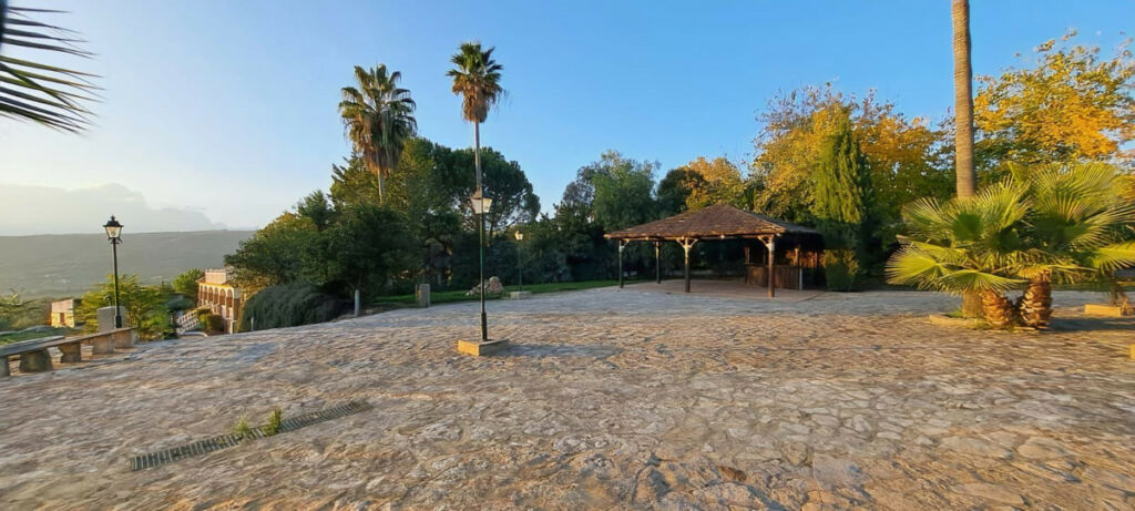 Detached Villa Arriate Málaga - image 11