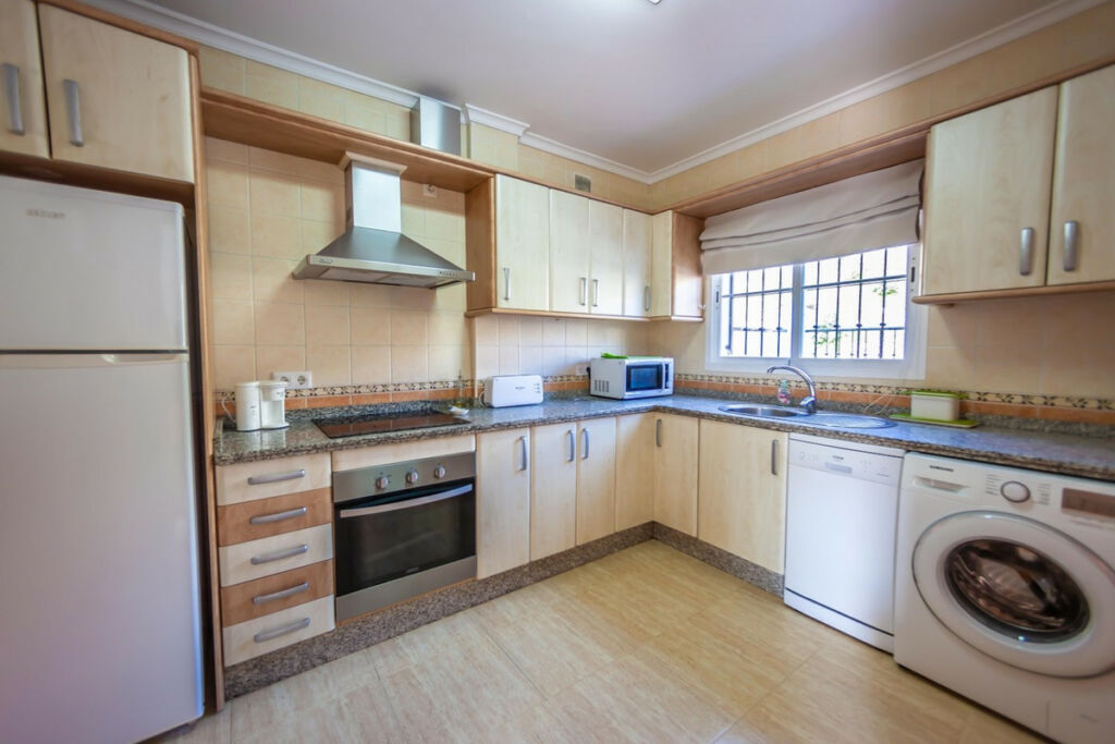Semi-Detached House Frigiliana Málaga - image 12