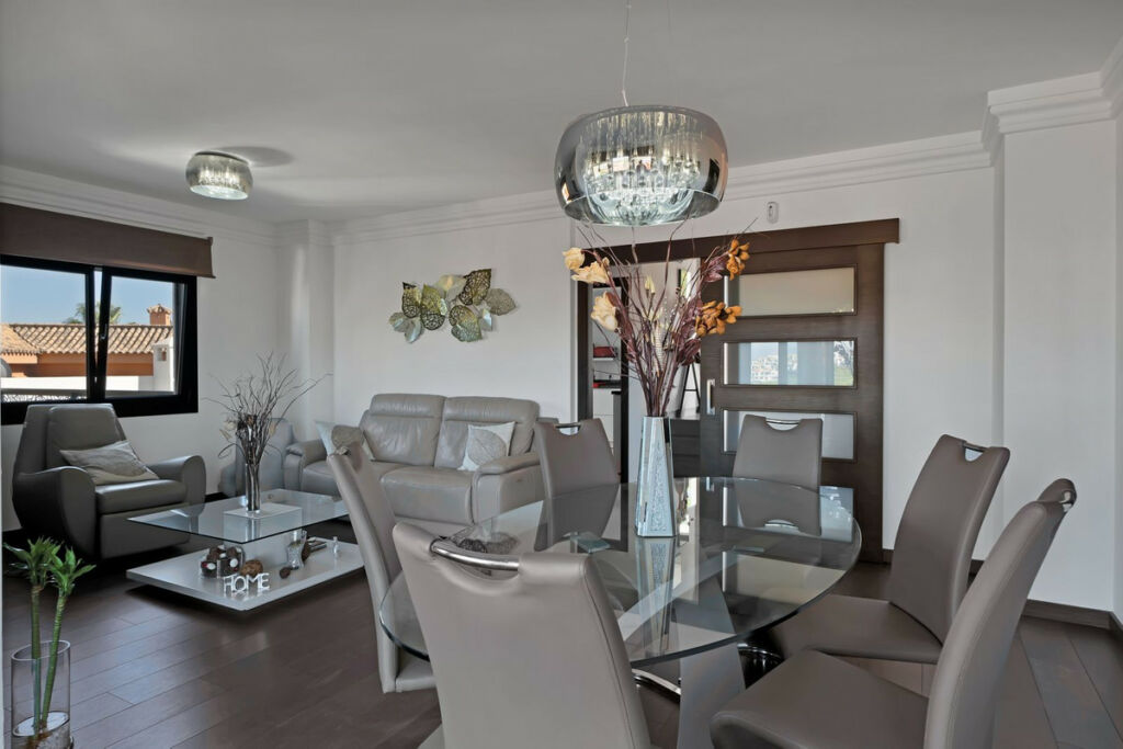 Detached Villa La Línea Cádiz - image 12