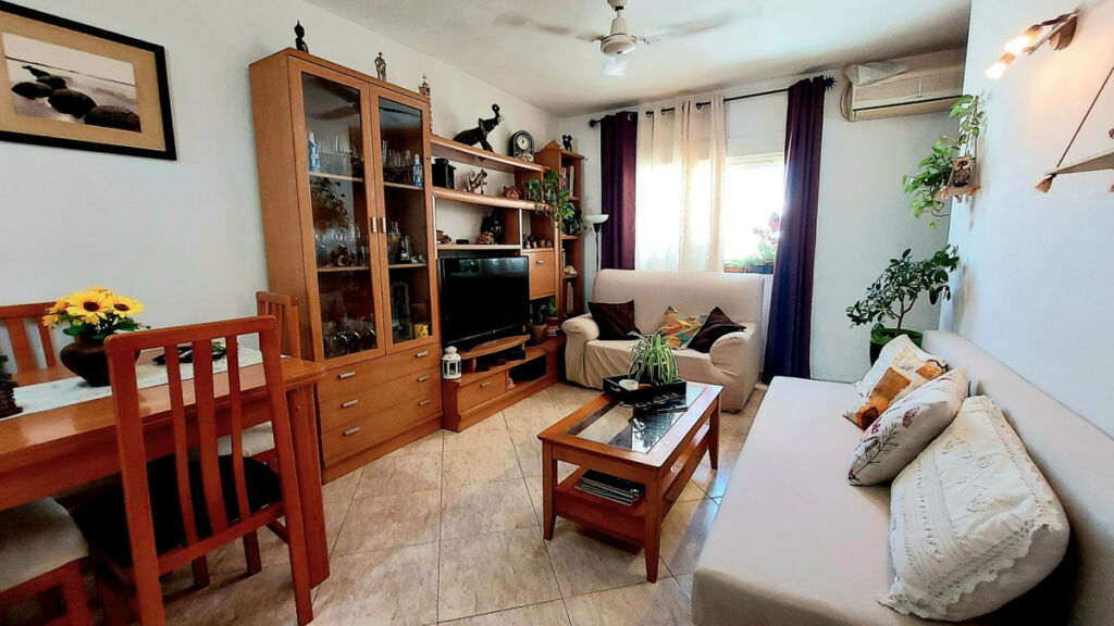 Top Floor Apartment Fuengirola Málaga - image 12