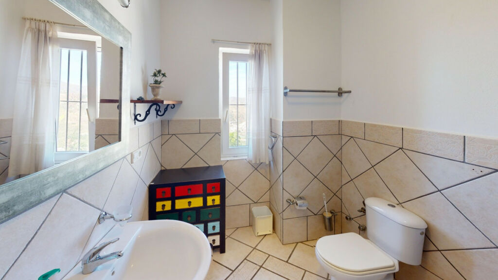 Detached Villa Benajarafe Málaga - image 12
