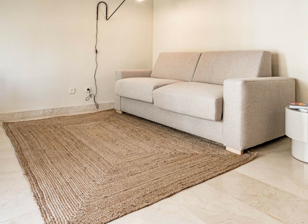 Top Floor Apartment Nueva Andalucía Málaga - image 12