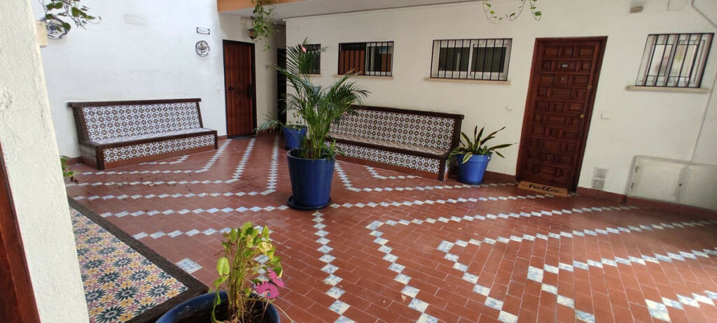 Middle Floor Apartment Fuengirola Málaga - image 17