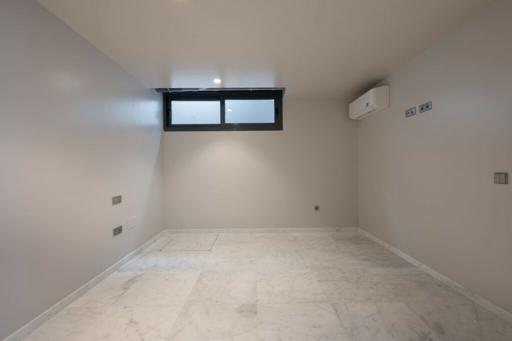 Detached Villa Marbesa Málaga - image 13