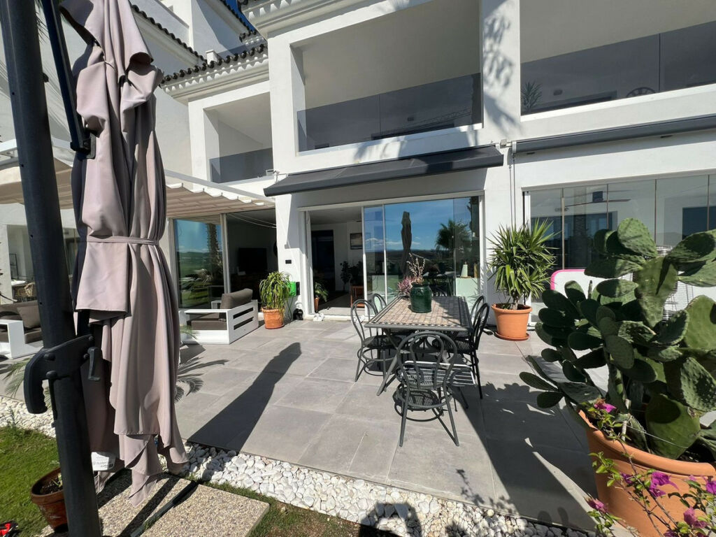 Ground Floor Apartment Estepona Málaga - image 3