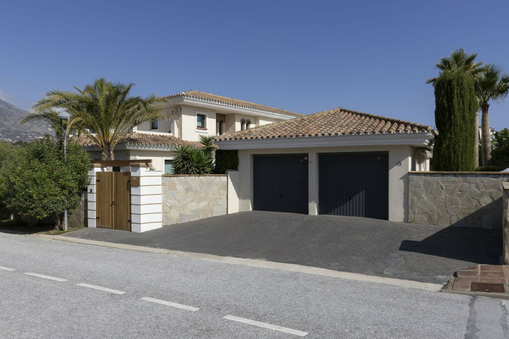 Detached Villa Mijas Golf Málaga - image 13