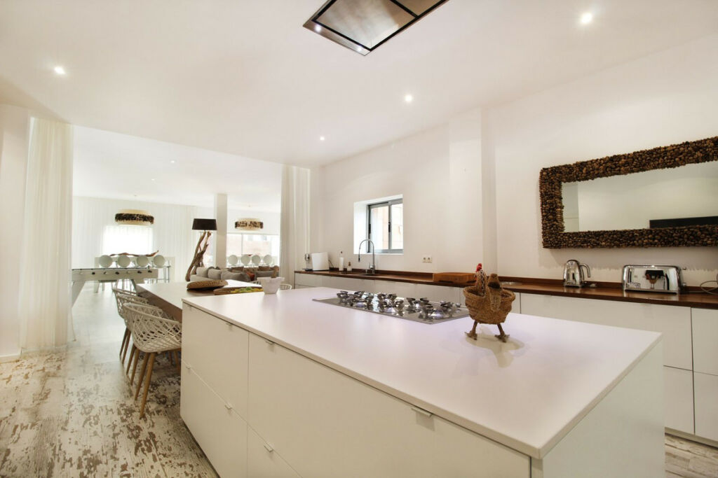 Detached Villa Atalaya Málaga - image 13