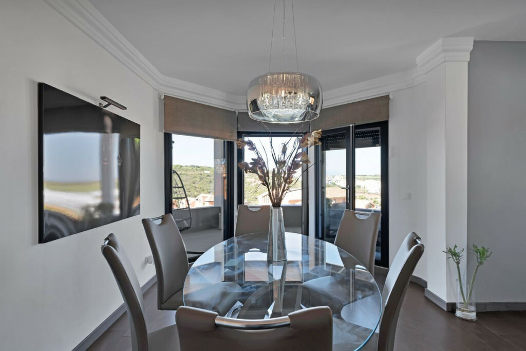 Detached Villa La Línea Cádiz - image 13