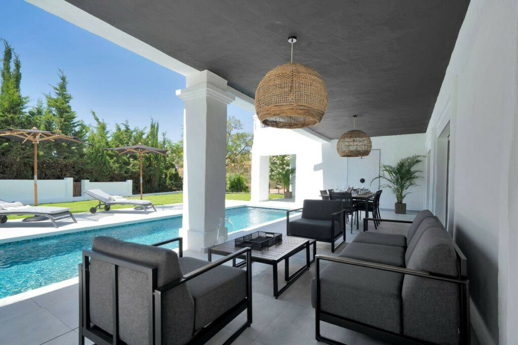Detached Villa Benahavís Málaga - image 14
