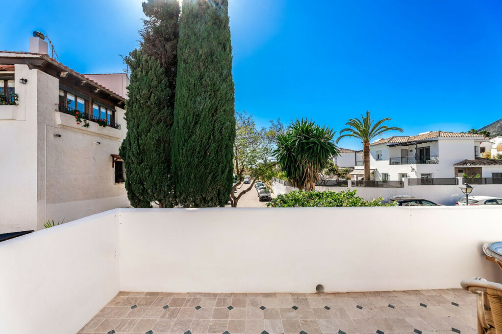Semi-Detached House Marbella Málaga - image 12