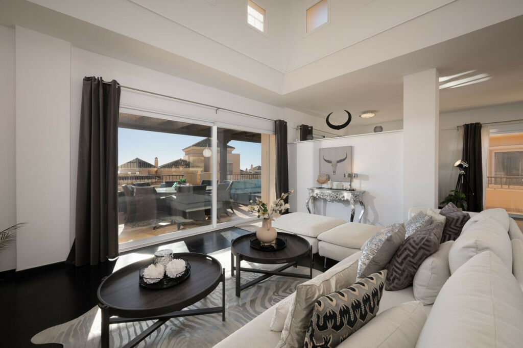 Penthouse Duplex Elviria Málaga - image 30