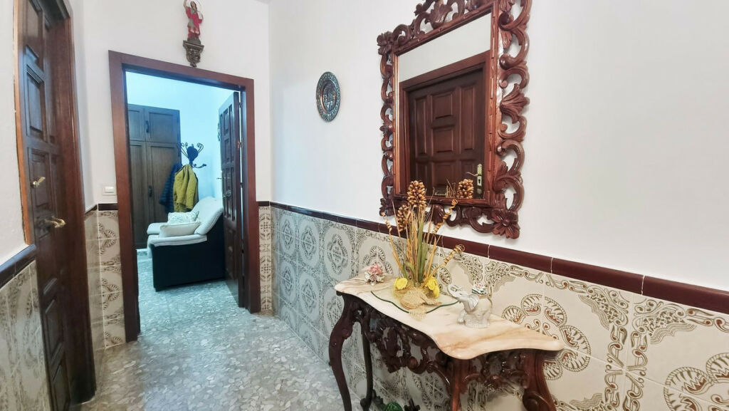 Middle Floor Apartment Alhaurín el Grande Málaga - image 14