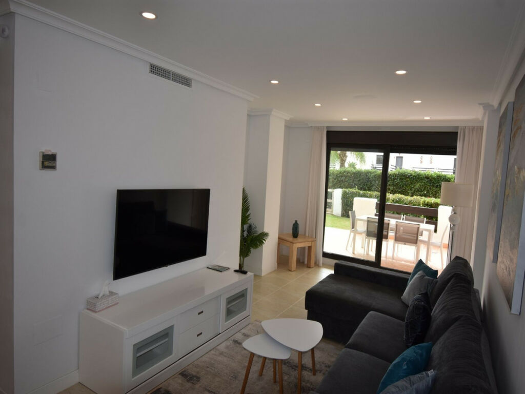 Ground Floor Apartment Estepona Málaga - image 16