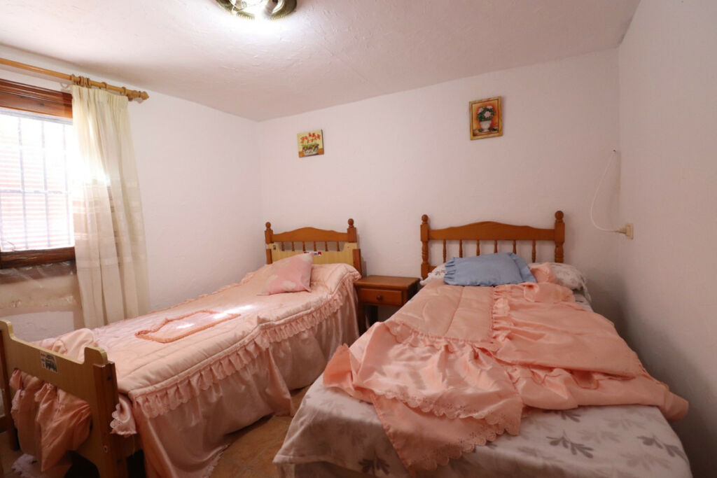 Townhouse Benijofar Alicante - image 15