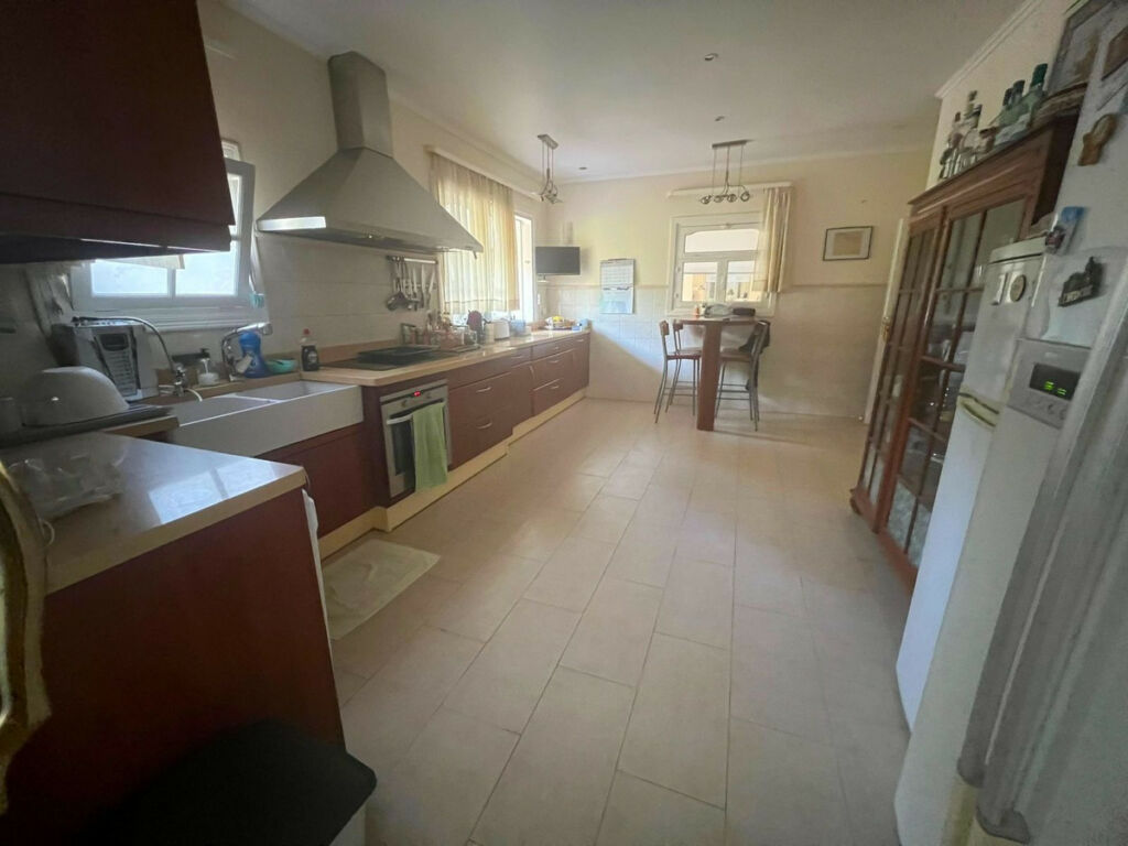 Detached Villa Elviria Málaga - image 23