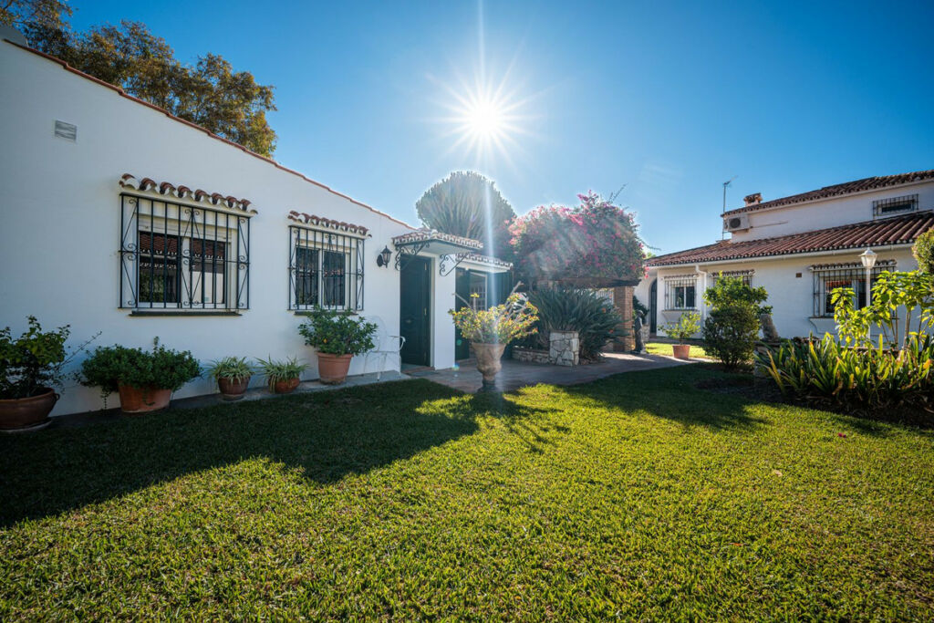 Detached Villa Benalmadena Málaga - image 15