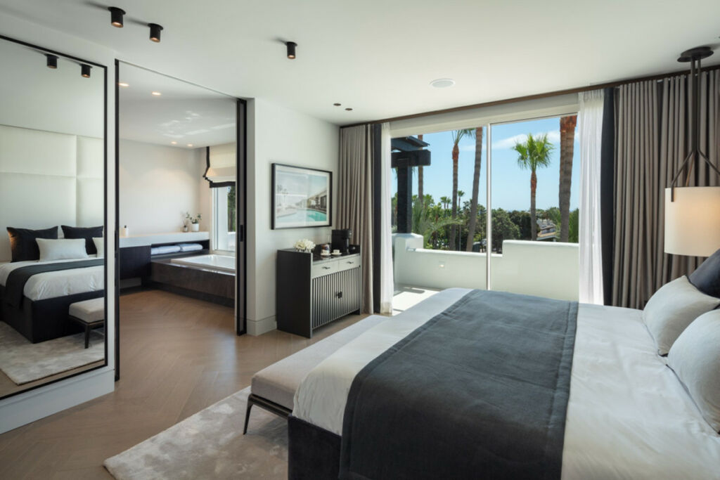 Penthouse The Golden Mile Málaga - image 16