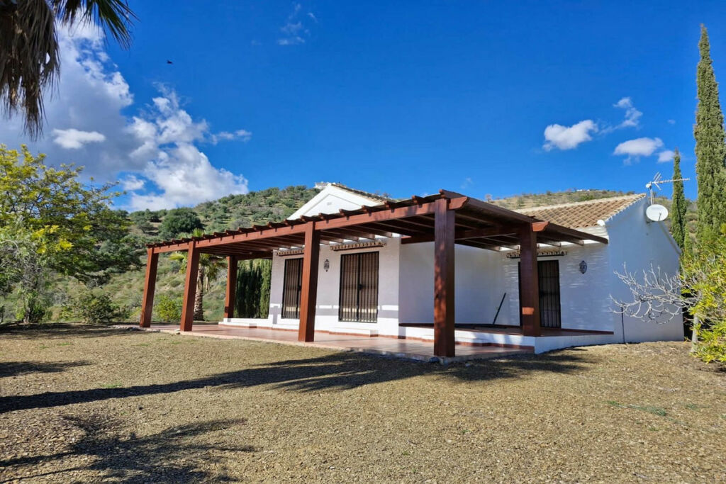 Finca - Cortijo Tolox Málaga - image 21