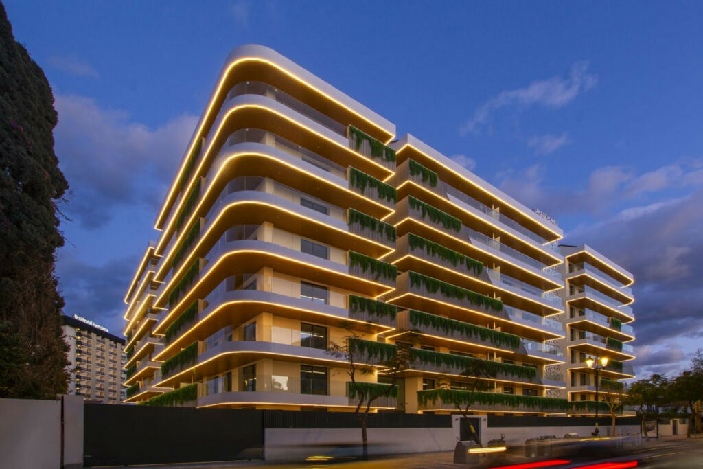 Middle Floor Apartment Fuengirola Málaga - image 16